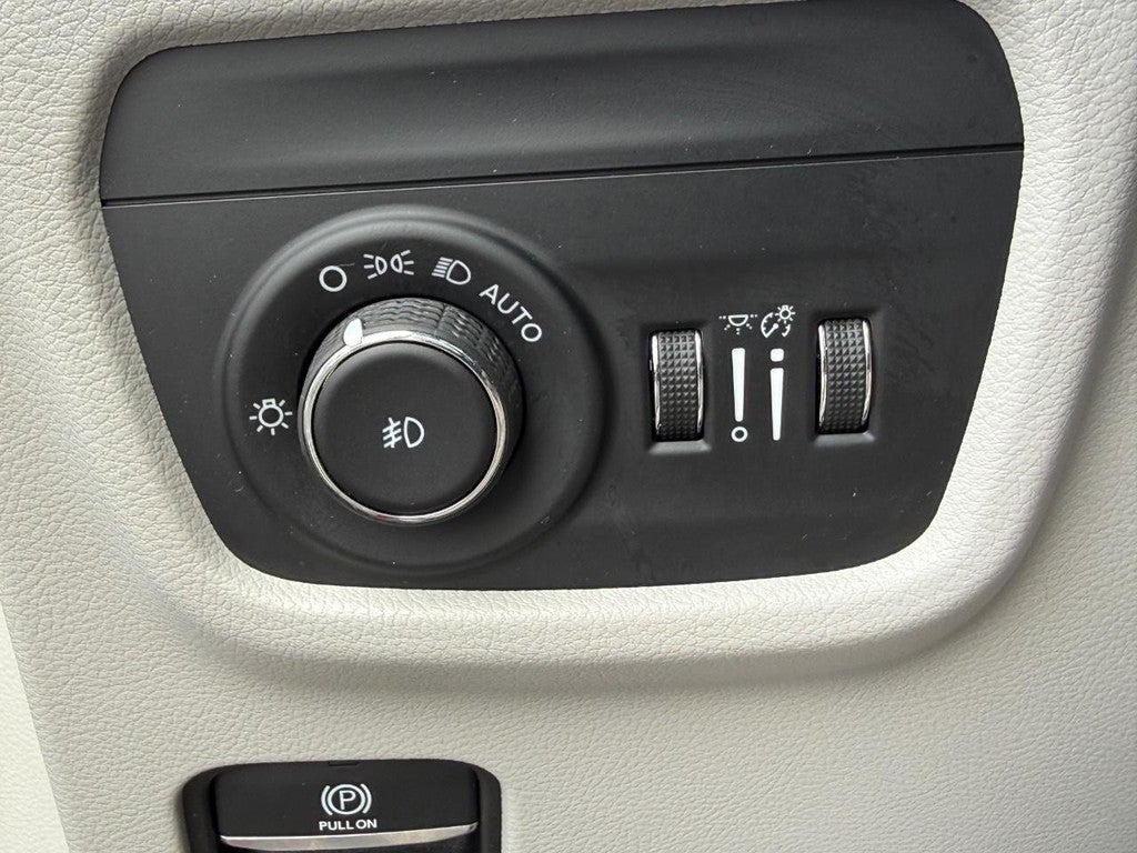 2022 Jeep Grand Cherokee L Summit 4x4