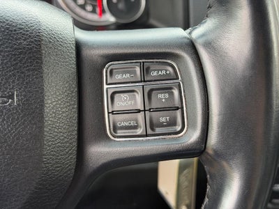 2015 RAM 1500 4WD Crew Cab 140.5" Big Horn