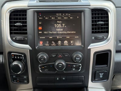 2015 RAM 1500 4WD Crew Cab 140.5" Big Horn