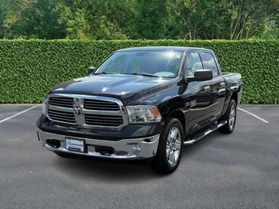 2015 RAM 1500 4WD Crew Cab 140.5" Big Horn