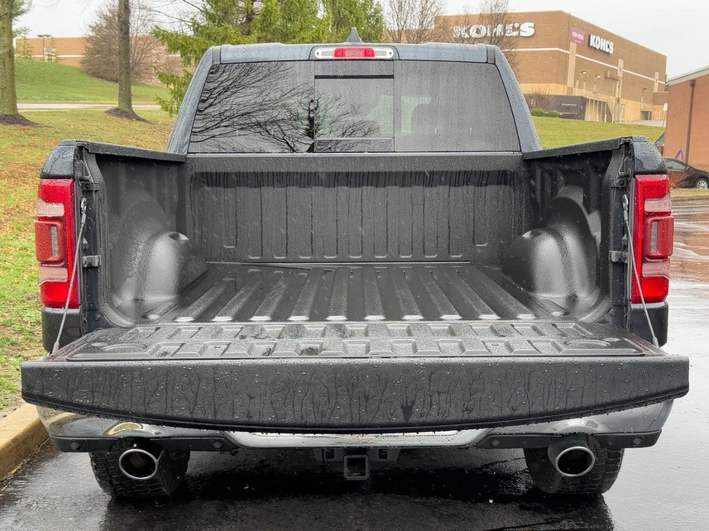 2021 RAM 1500 Laramie 4x4 Crew Cab 5'7" Box