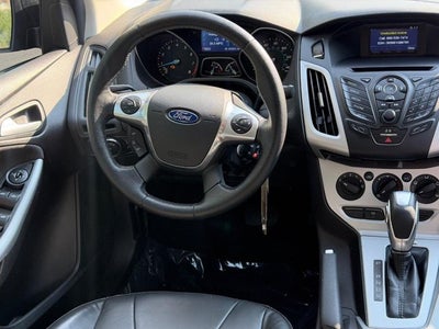 2014 Ford Focus 4dr Sdn SE