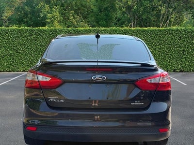 2014 Ford Focus 4dr Sdn SE