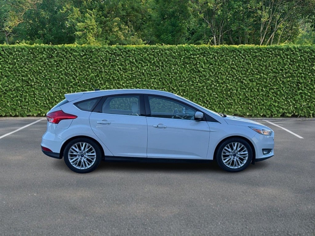 2016 Ford Focus 5dr HB Titanium