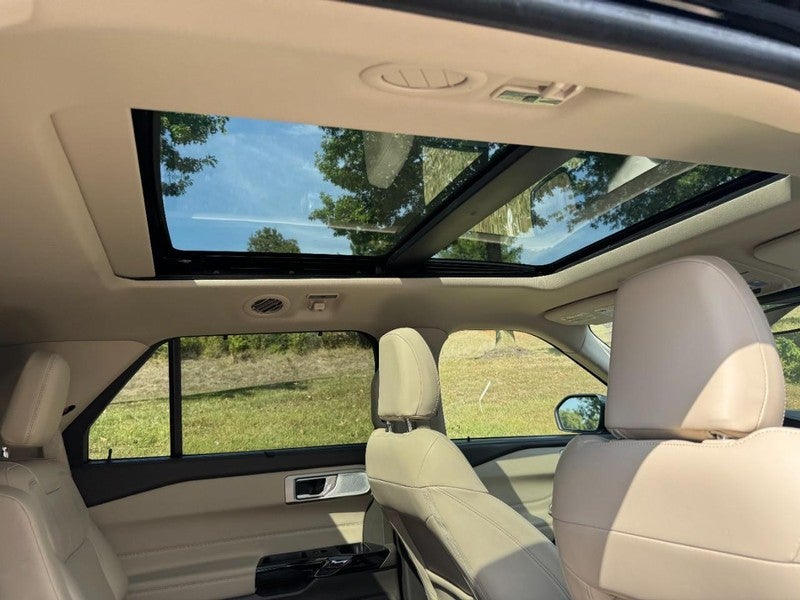 2022 Ford Explorer Platinum 4WD