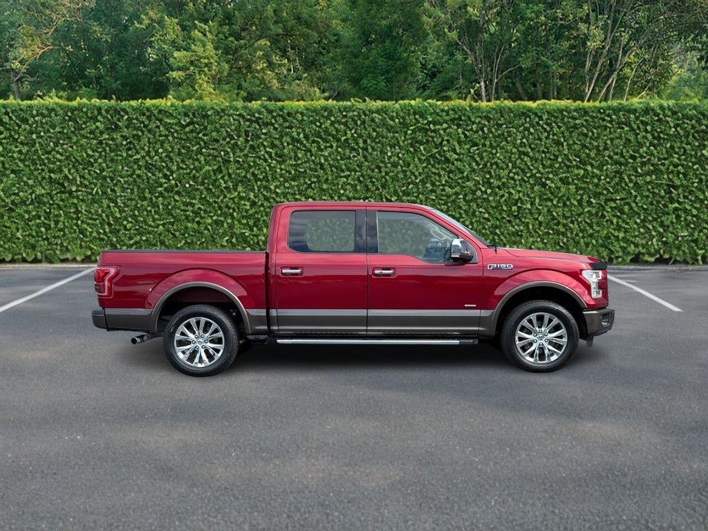 2016 Ford F-150 4WD SuperCrew 145" Lariat