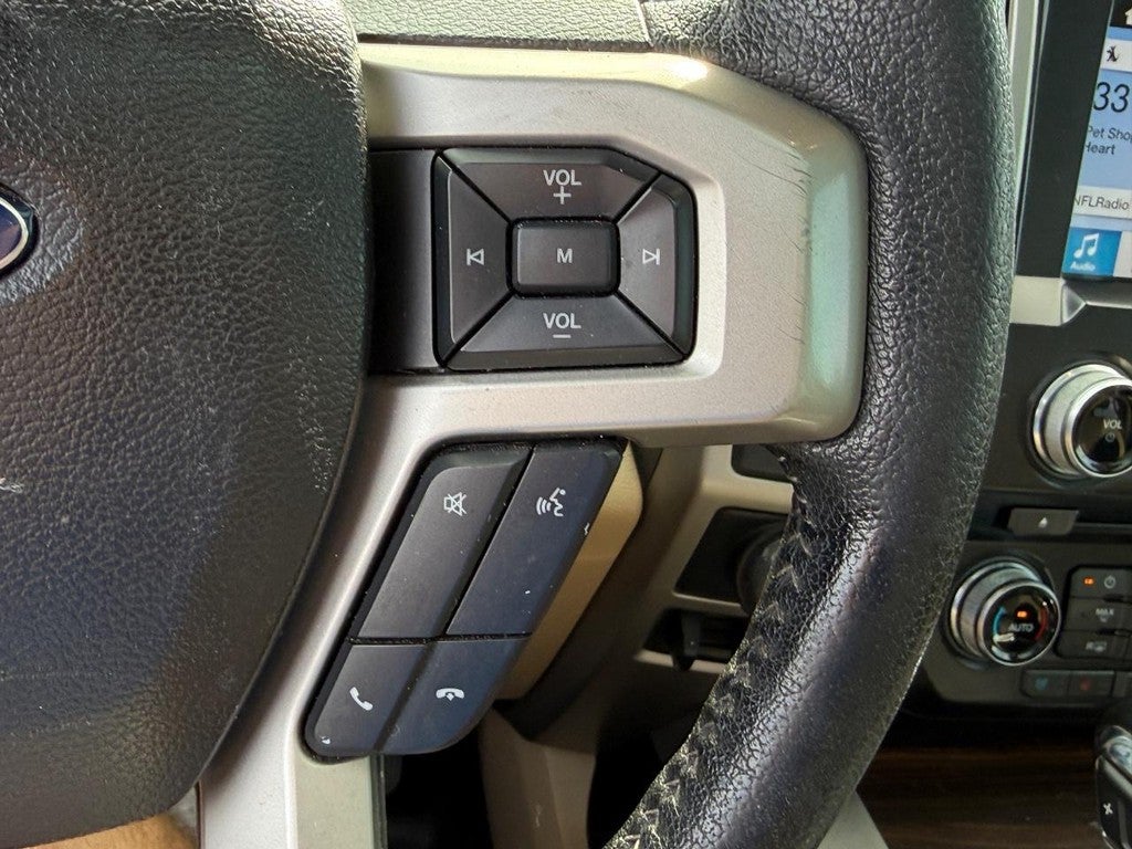 2016 Ford F-150 4WD SuperCrew 145" Lariat