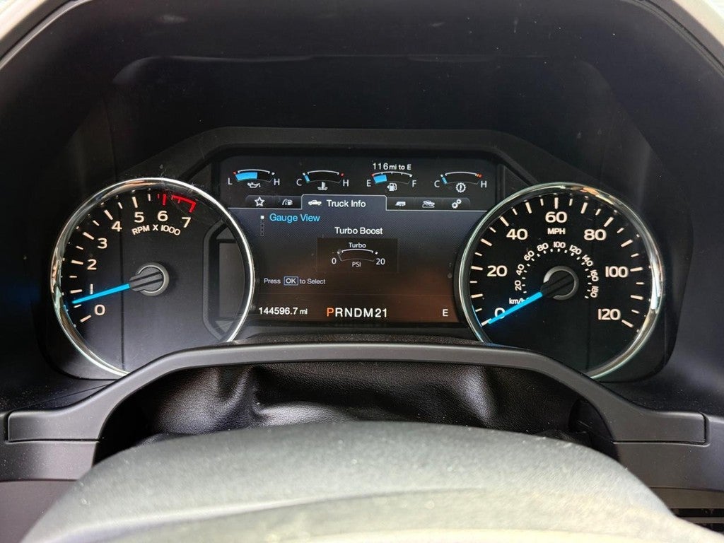 2016 Ford F-150 4WD SuperCrew 145" Lariat