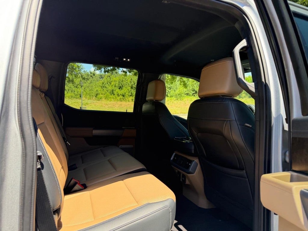 2021 Ford F-150 LARIAT 4WD SuperCrew 5.5' Box