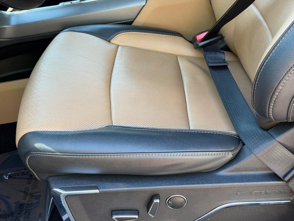 2021 Ford F-150 LARIAT 4WD SuperCrew 5.5' Box