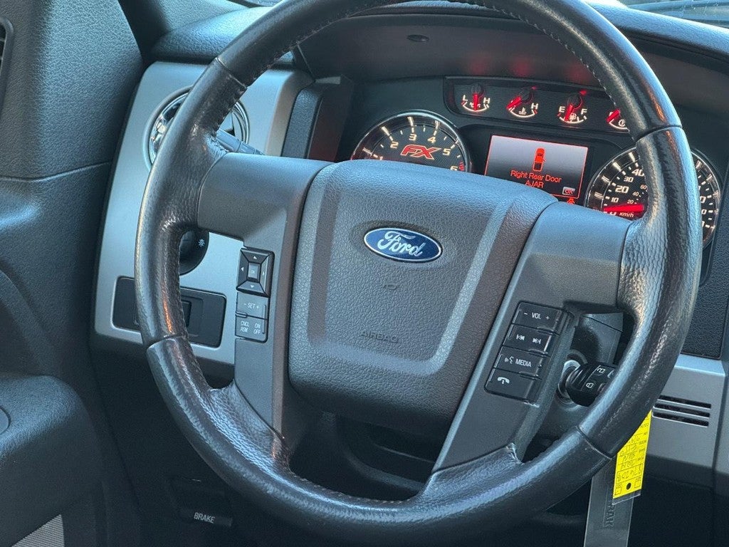 2014 Ford F-150 4WD SuperCrew 145" FX4