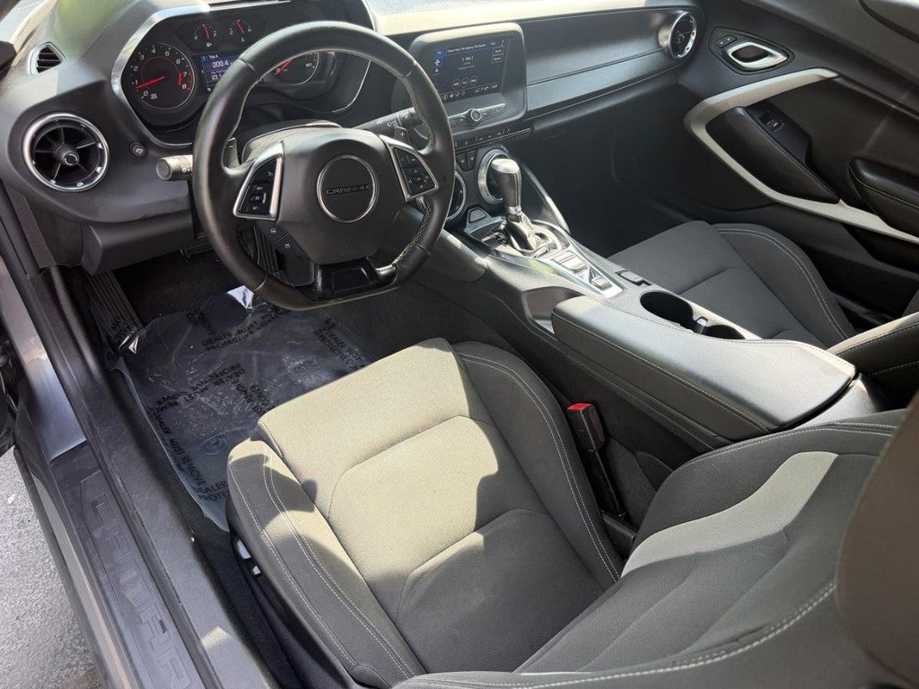 2022 Chevrolet Camaro 2dr Conv 1LT