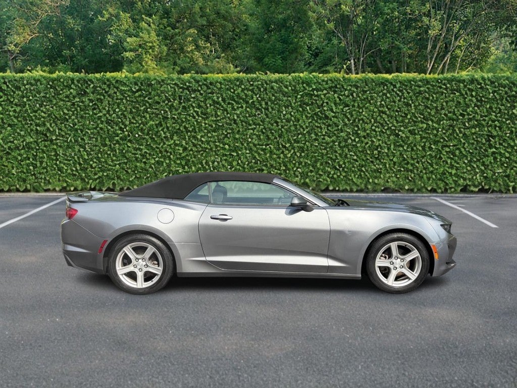 2022 Chevrolet Camaro 2dr Conv 1LT