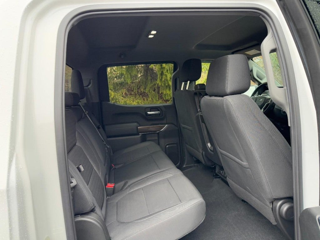 2020 Chevrolet Silverado 1500 4WD Crew Cab 147" RST