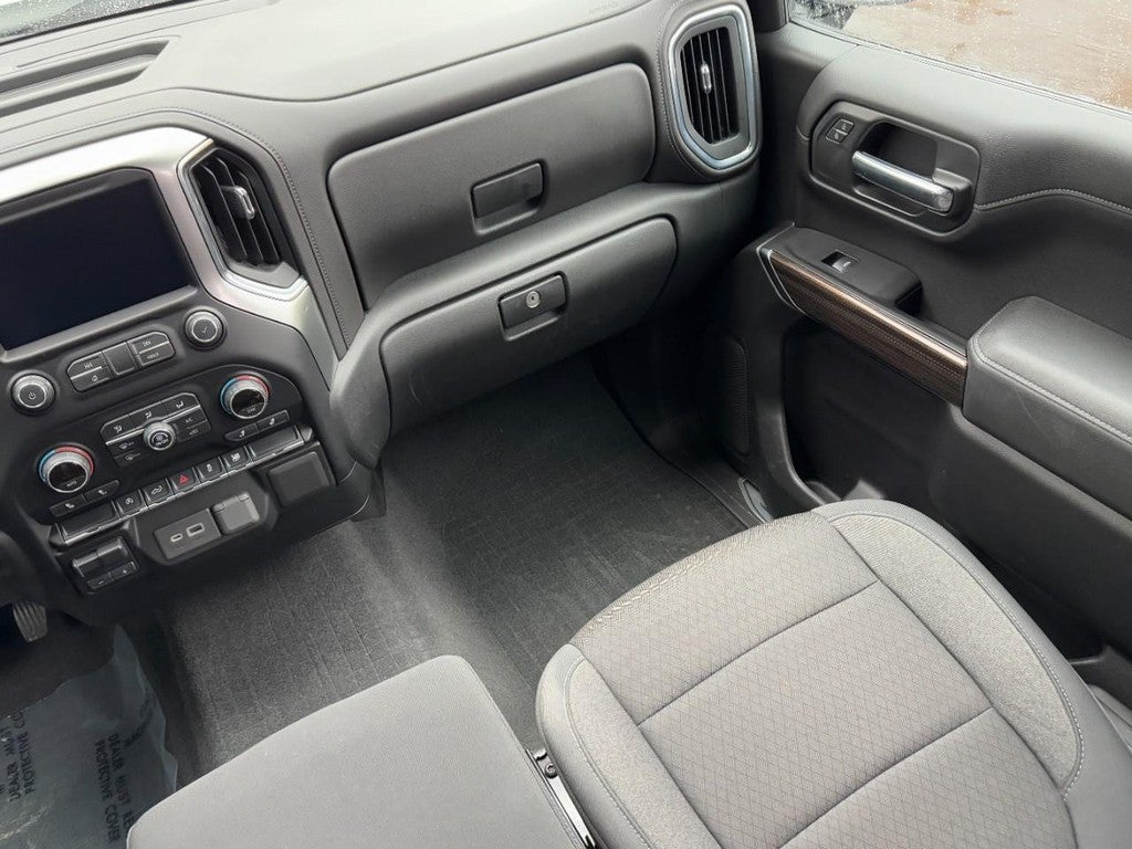 2020 Chevrolet Silverado 1500 4WD Crew Cab 147" RST