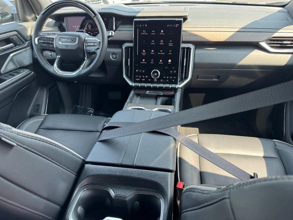 2025 GMC Acadia FWD 4dr Denali
