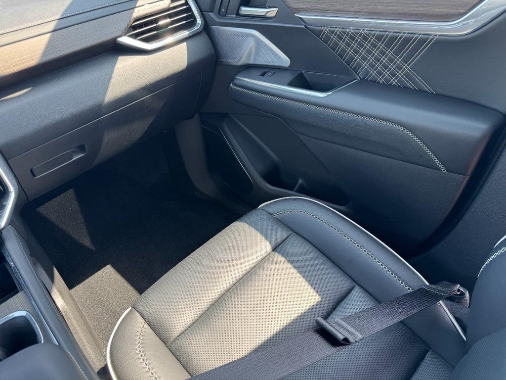 2025 GMC Acadia FWD 4dr Denali