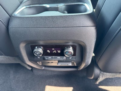 2025 GMC Acadia FWD 4dr Denali