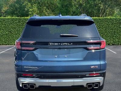 2025 GMC Acadia FWD 4dr Denali
