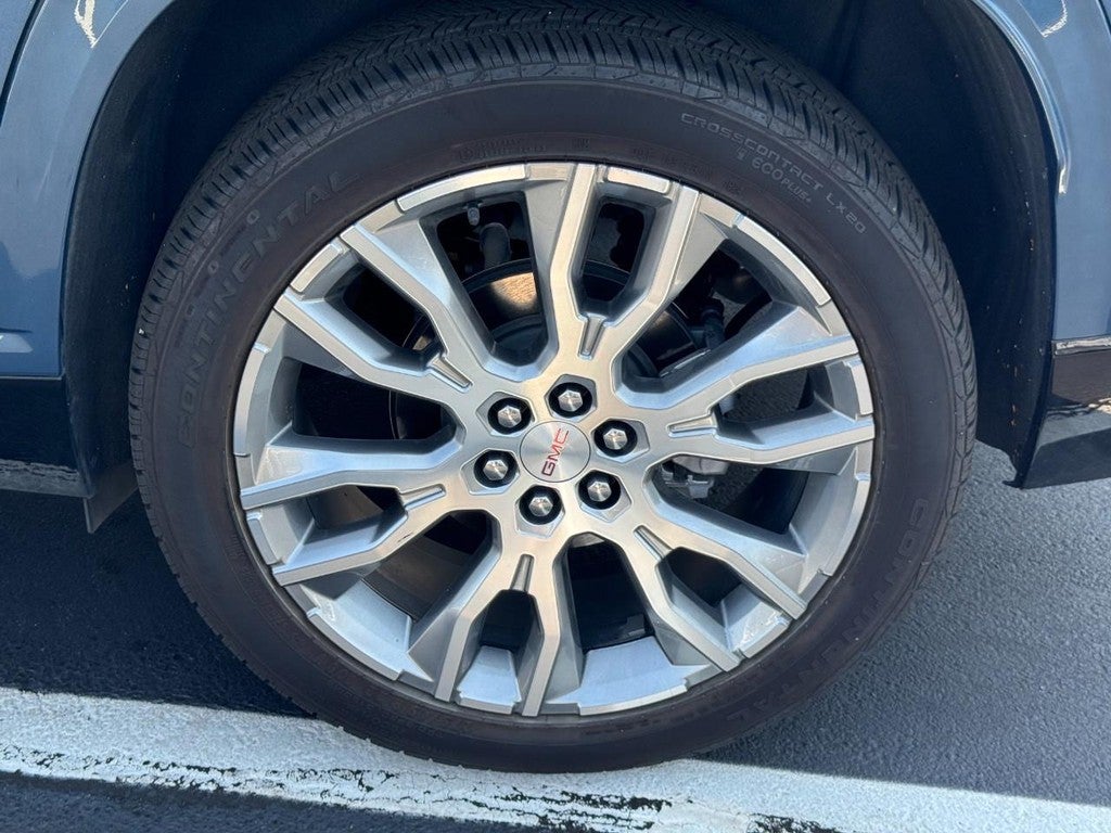 2025 GMC Acadia FWD 4dr Denali