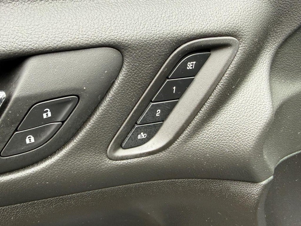 2023 GMC Acadia AWD 4dr Denali