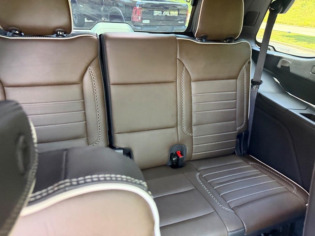 2025 GMC Yukon 4WD 4dr Denali Ultimate