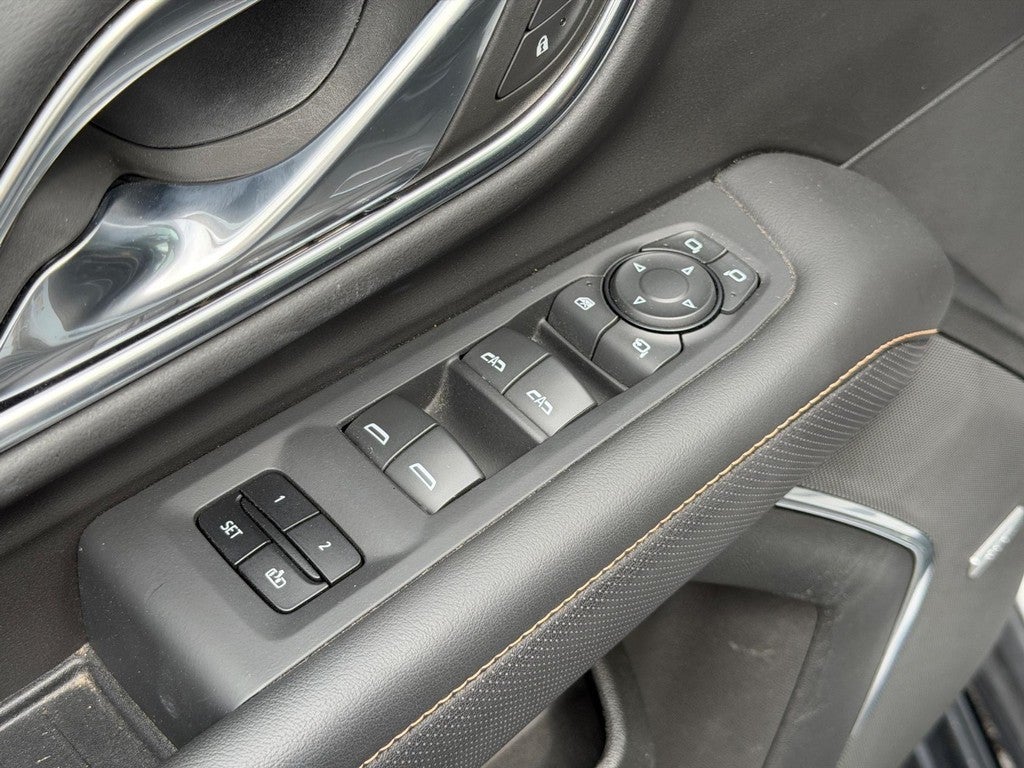 2023 GMC Yukon XL 4WD 4dr AT4