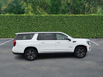 2023 GMC Yukon XL 4WD 4dr AT4