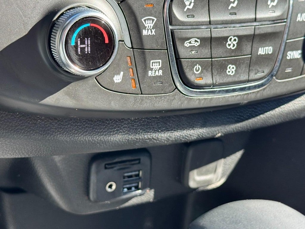 2023 Chevrolet Traverse AWD 4dr RS