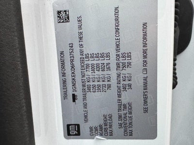 2023 Chevrolet Suburban 4WD 4dr RST