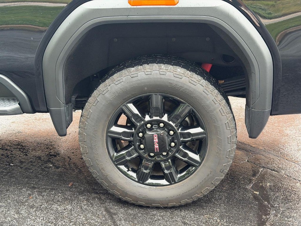2024 GMC Sierra 2500HD 4WD Crew Cab 159" AT4