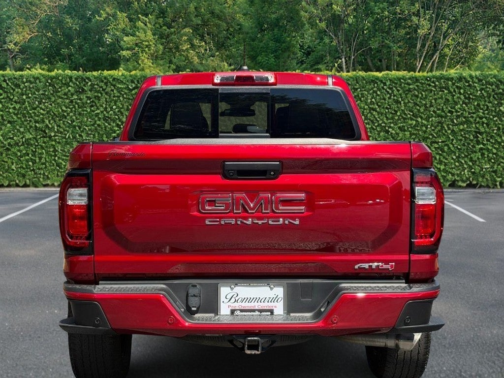 2023 GMC Canyon 4WD Crew Cab AT4