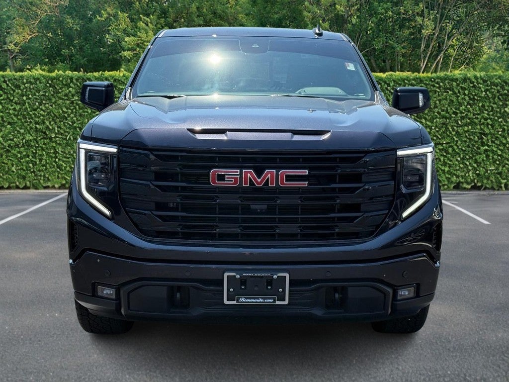 2025 GMC Sierra 1500 4WD Crew Cab 147" Elevation w/3SB
