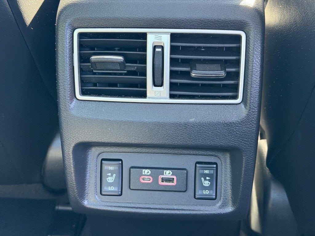 2023 Nissan Maxima SL Sedan