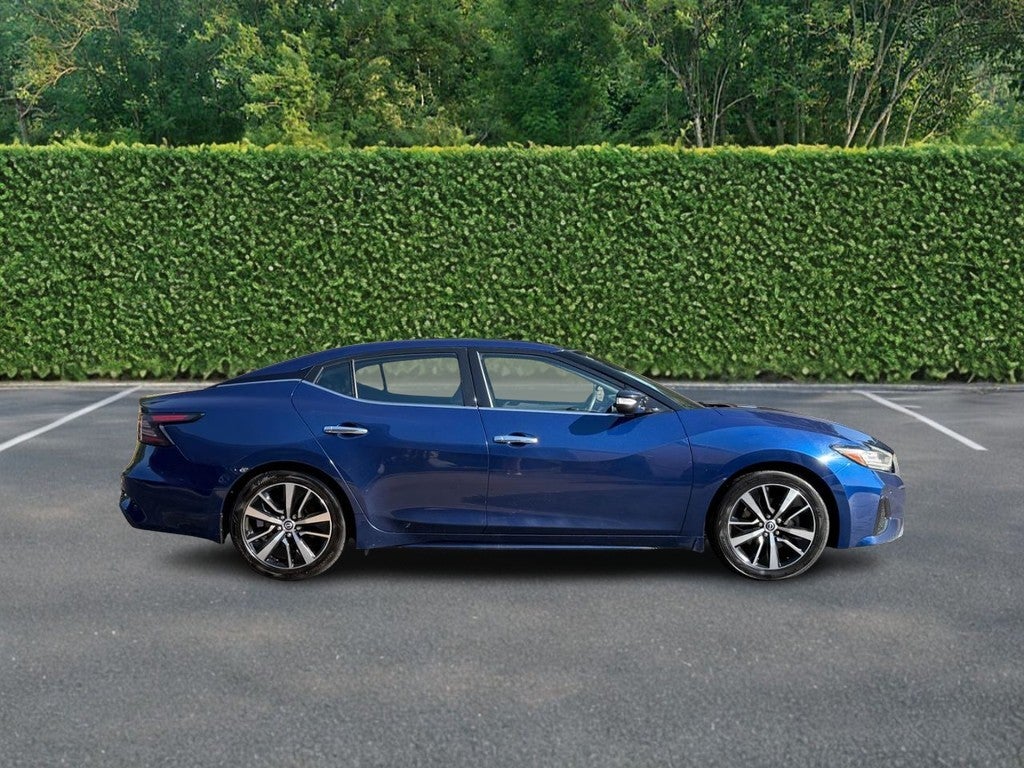 2023 Nissan Maxima SL Sedan