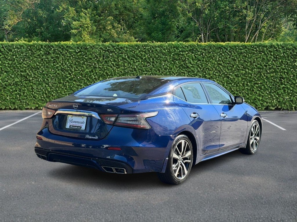 2023 Nissan Maxima SL Sedan