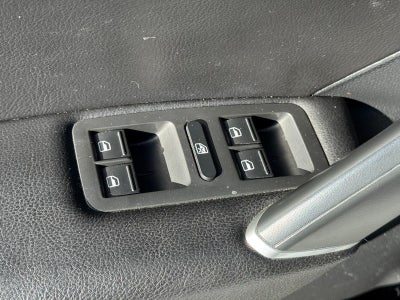 2020 Volkswagen Passat 2.0T R-Line Auto