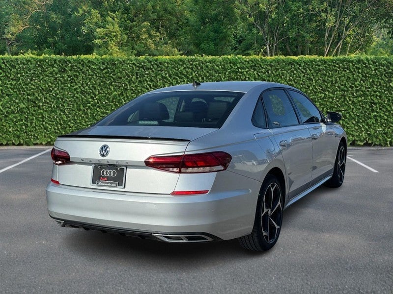2020 Volkswagen Passat 2.0T R-Line Auto