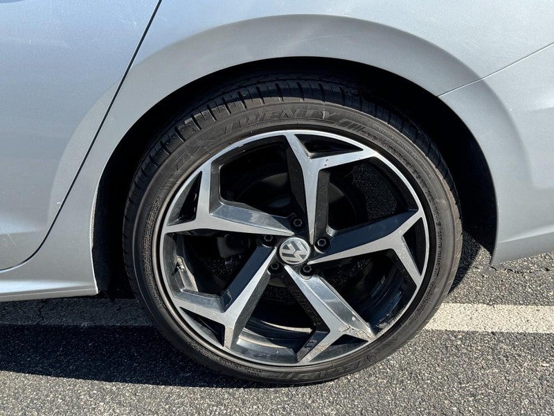 2020 Volkswagen Passat 2.0T R-Line Auto