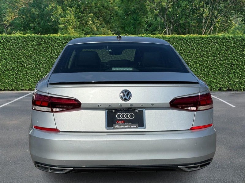 2020 Volkswagen Passat 2.0T R-Line Auto