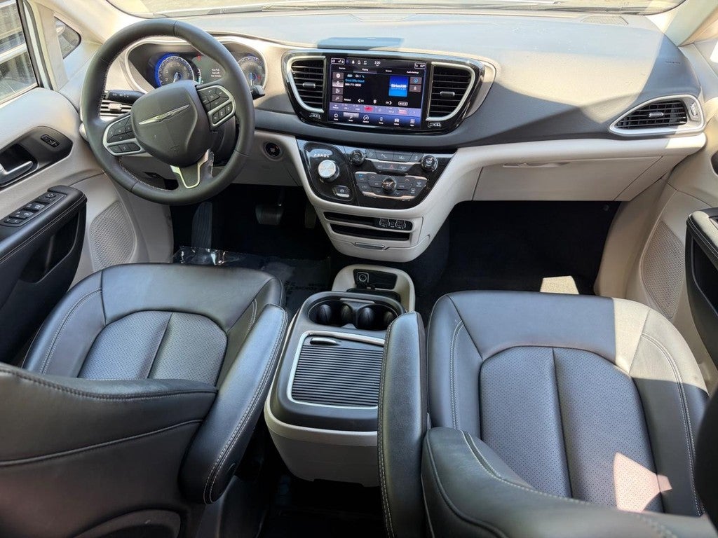 2024 Chrysler Pacifica Touring L FWD