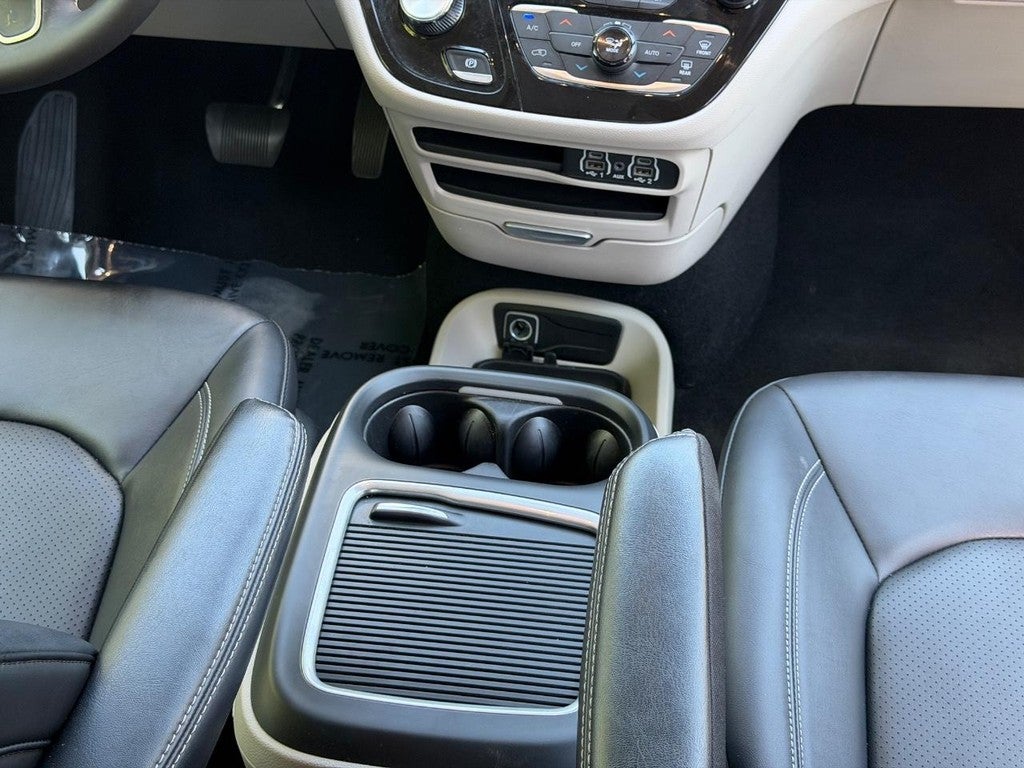 2024 Chrysler Pacifica Touring L FWD