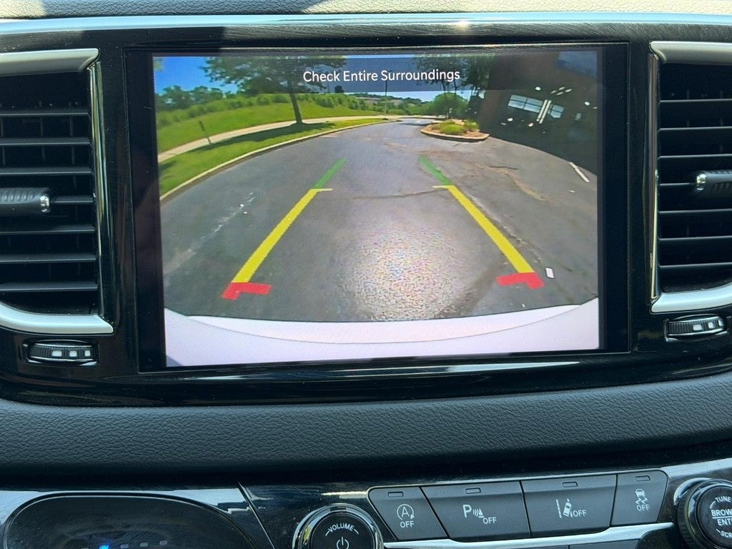 2024 Chrysler Pacifica Touring L FWD
