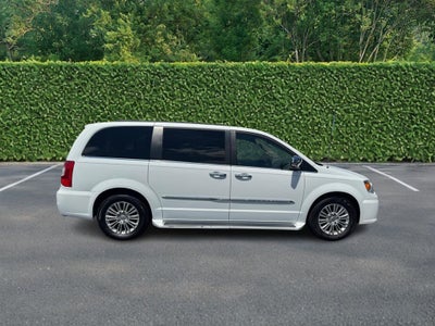 2015 Chrysler Town & Country 4dr Wgn Touring-L
