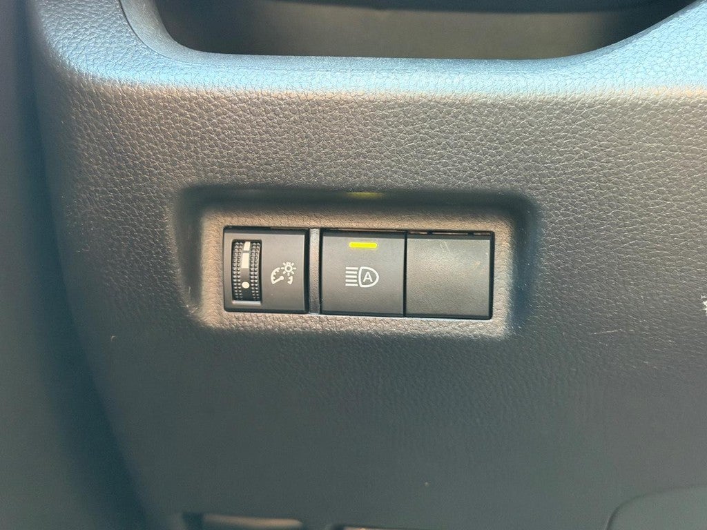 2021 Toyota RAV4 XLE AWD (Natl)