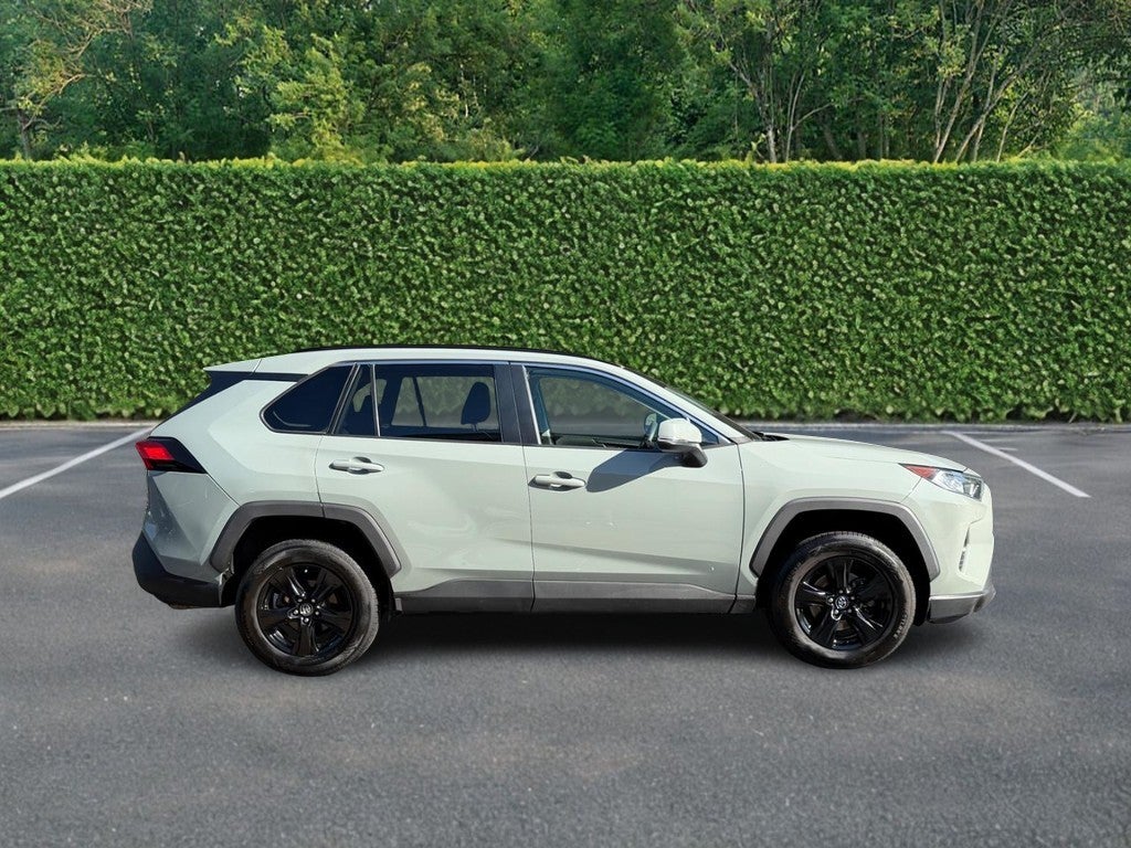 2021 Toyota RAV4 XLE AWD (Natl)