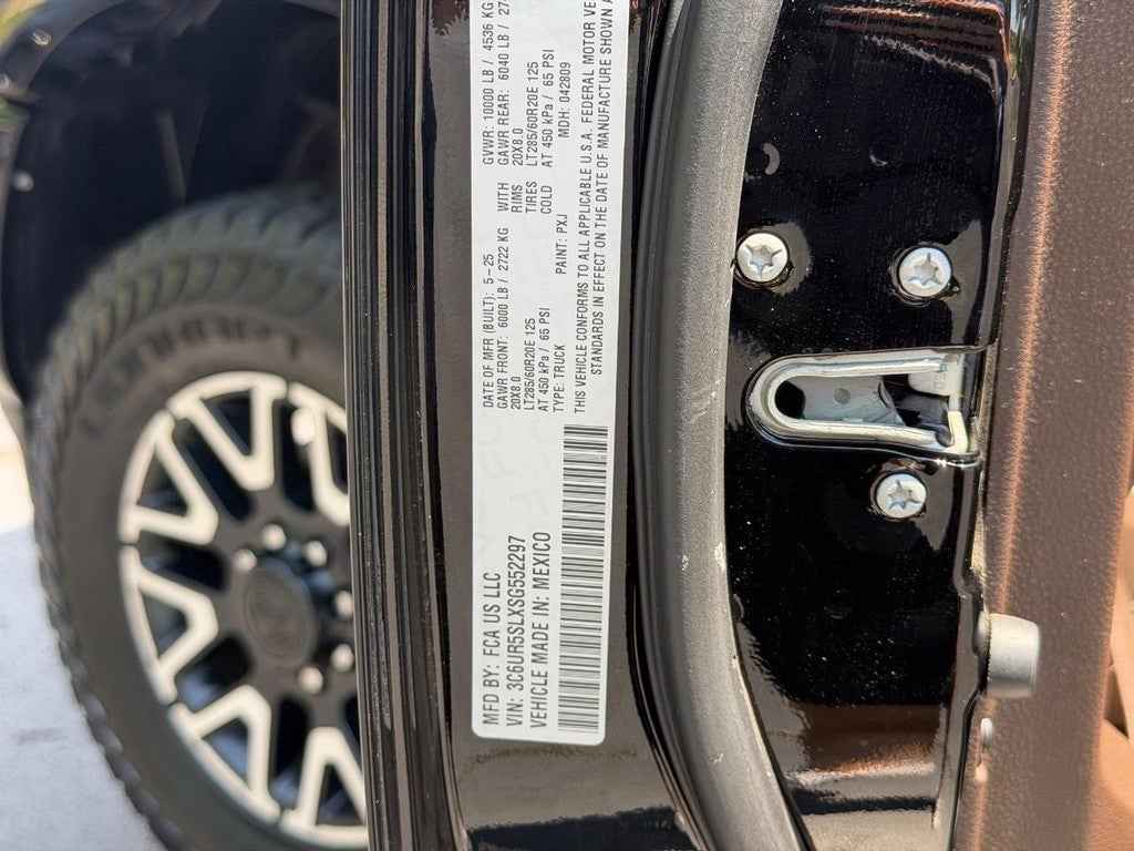 2025 RAM 2500 Longhorn 4x4 Crew Cab 6'4" Box
