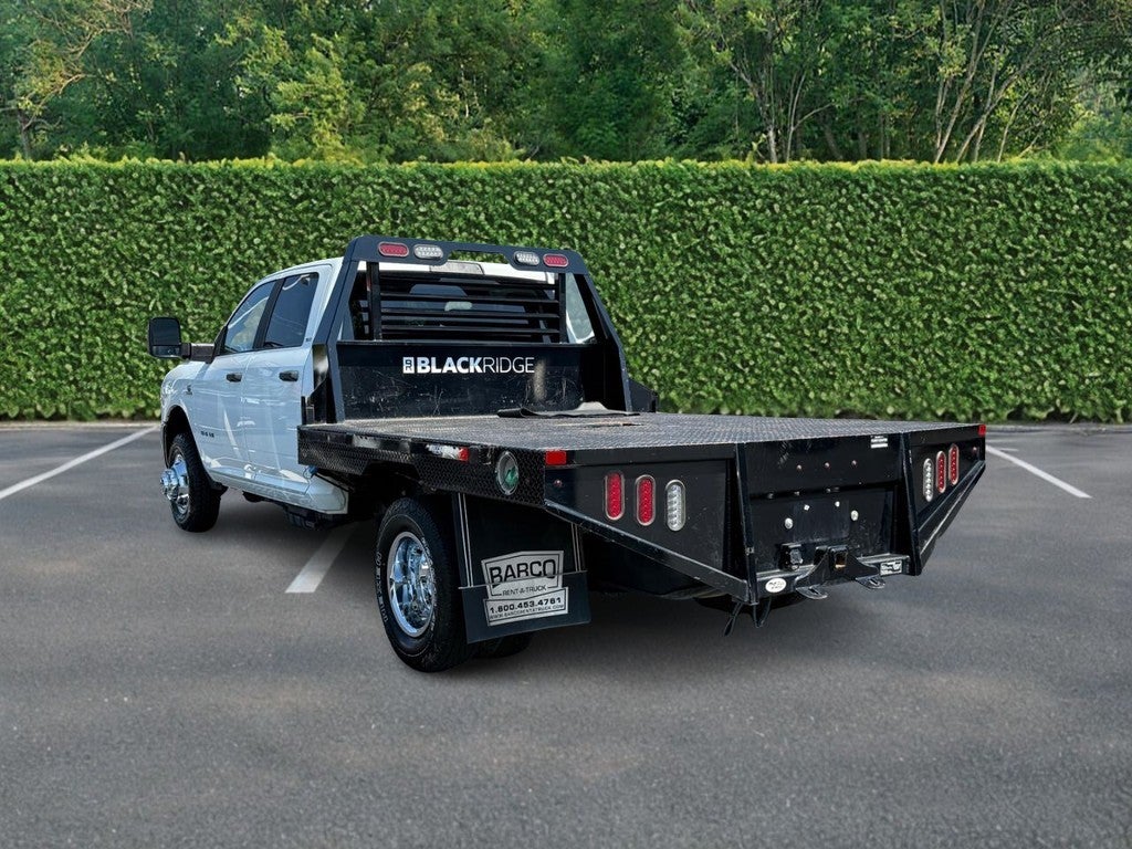 2024 RAM 3500 Chassis Cab SLT 4WD Crew Cab 60" CA 172.4" WB