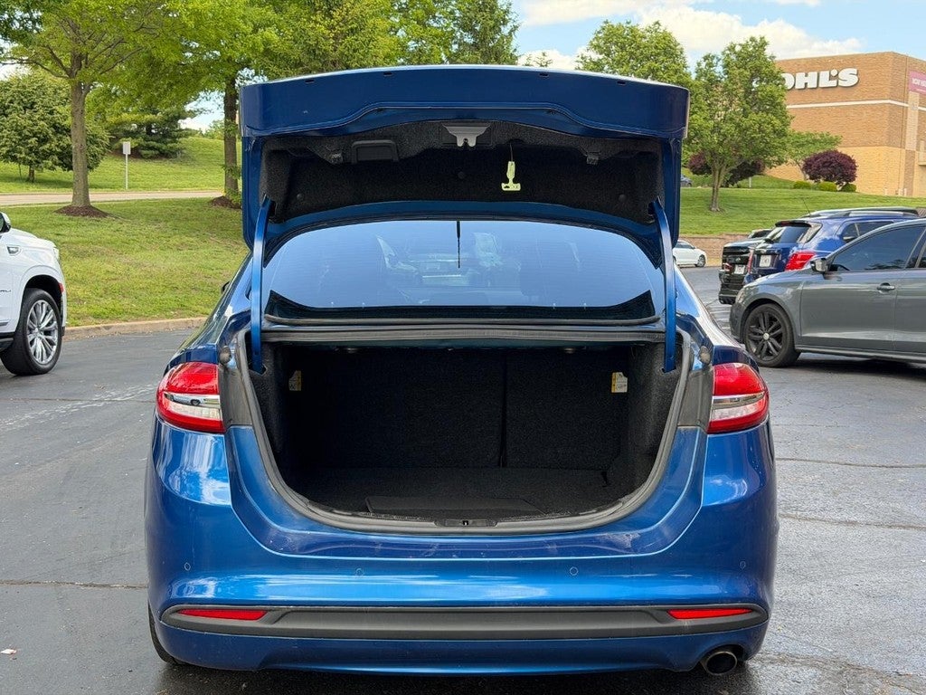 2017 Ford Fusion SE FWD