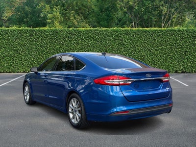 2017 Ford Fusion SE FWD